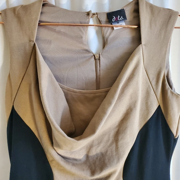 Color Block Bodycon Dress - Picture 2 of 6